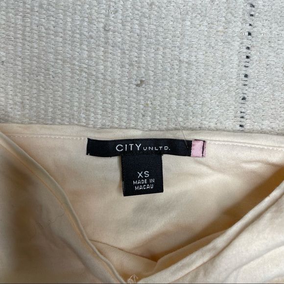 CITY Unltd. Built in Bra Frill Tank Top Womens XS - Picture 2 of 5